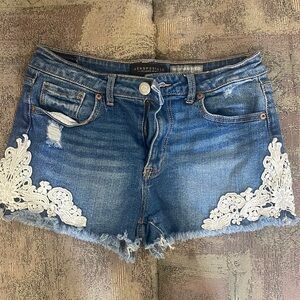 Summer shorts☀️